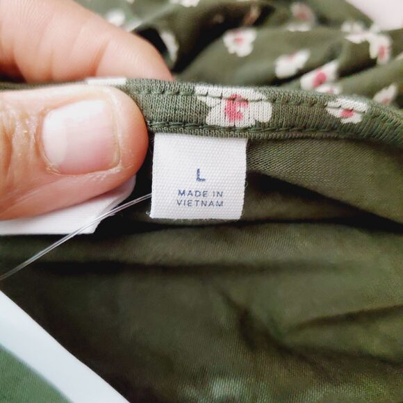 Gap Olive green floral wrap dress Size Large NWT Missing Belt - Picture 6 of 9